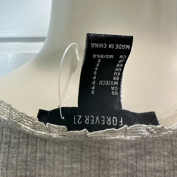 FOREVER 21 cropped long sleeve TOP lightweight long sleeve grey ribbed S - Picture 5 of 8